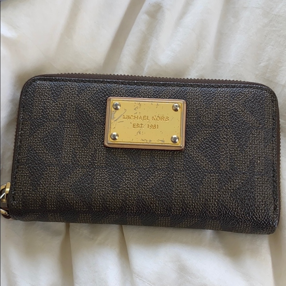 micheal kora wallet
